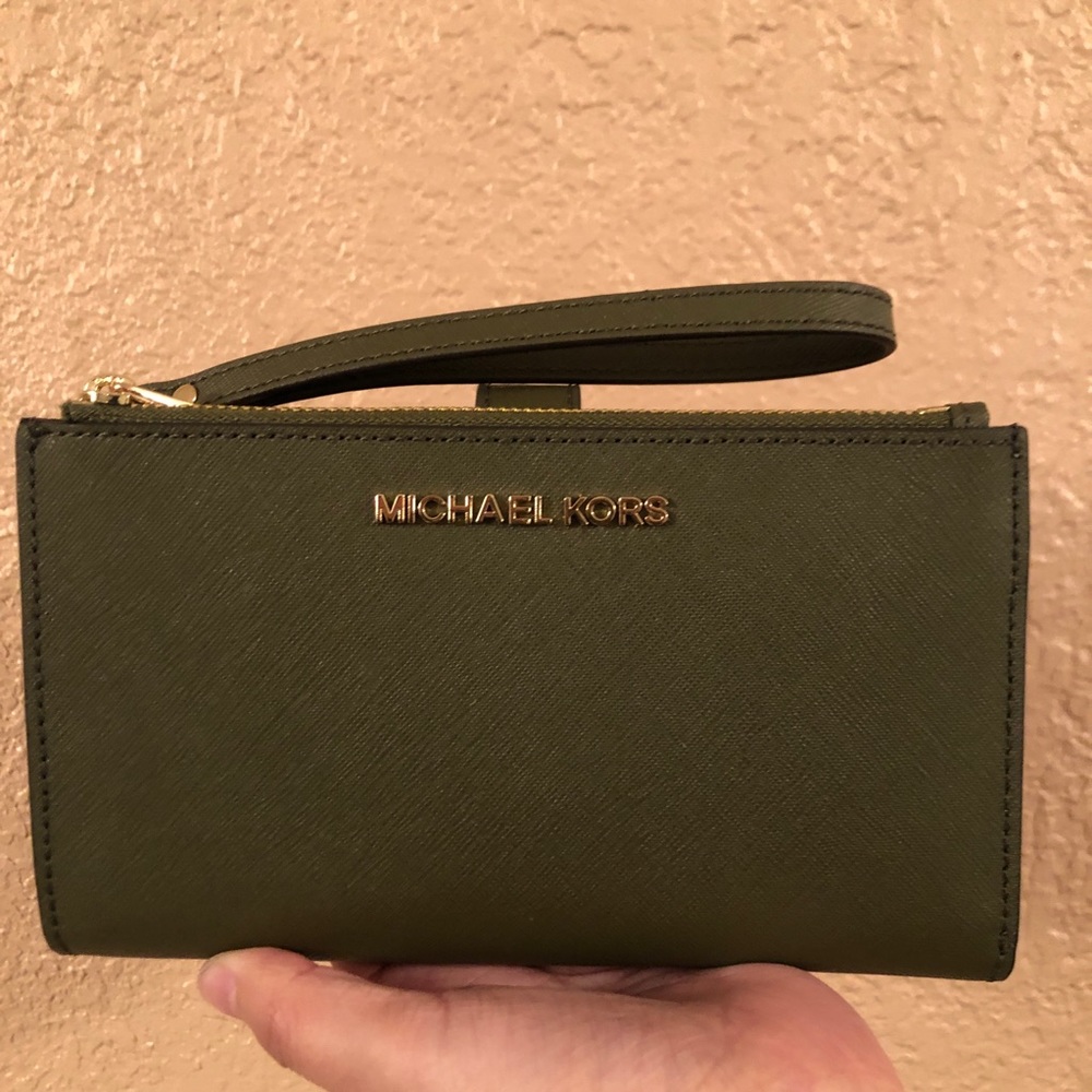 -SOLD- Michael Kors Double Zip Wallet